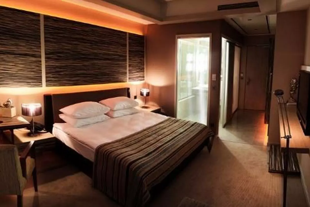 CRATOS_SHABAVIZ (17).jpg